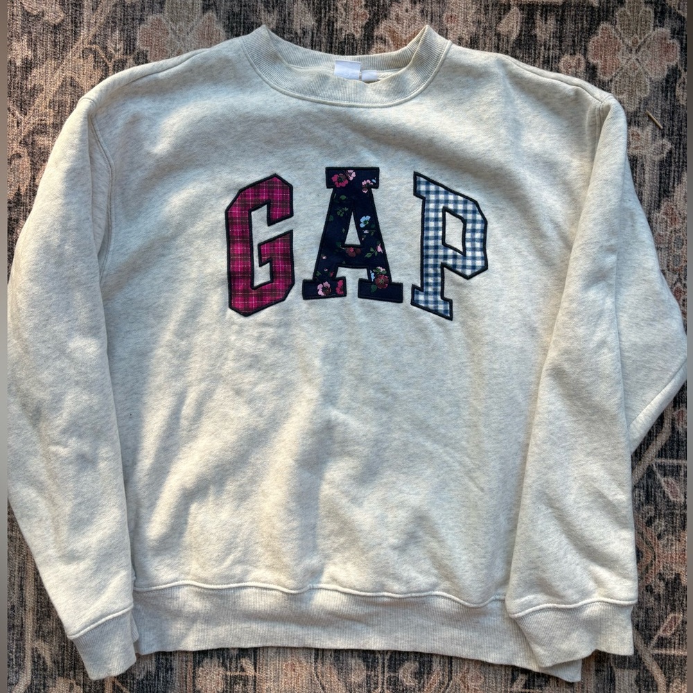 GAP Crewneck with Mixed Plaid & Floral Logo